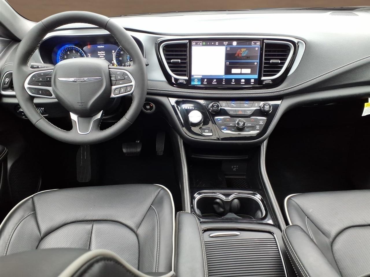 Chrysler Pacifica Limited FWD 2026
