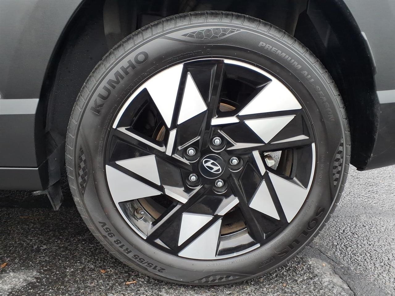 Hyundai Kona SEL FWD 2025