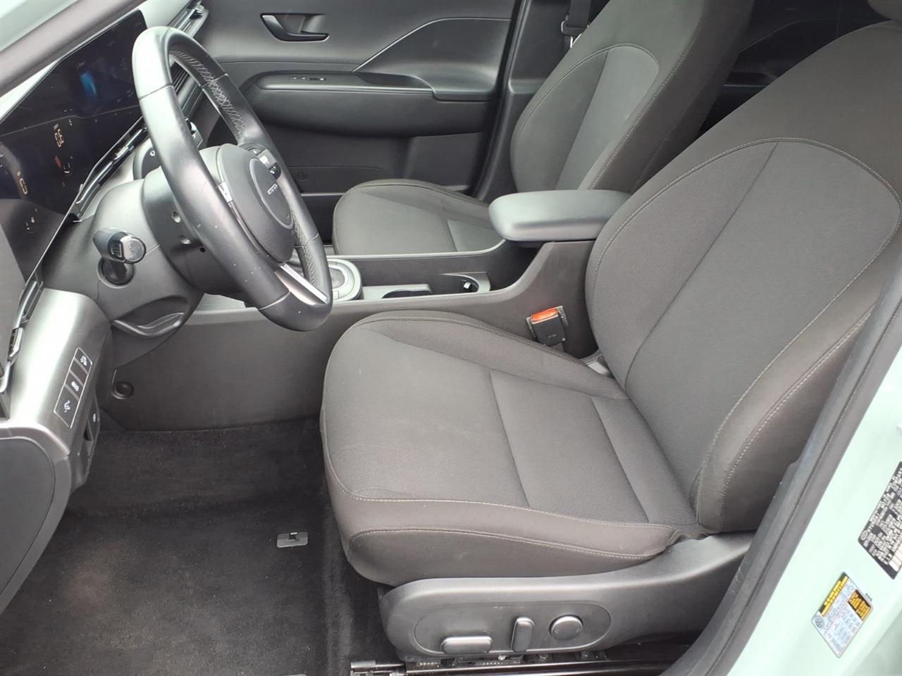 Hyundai Kona SEL FWD 2025