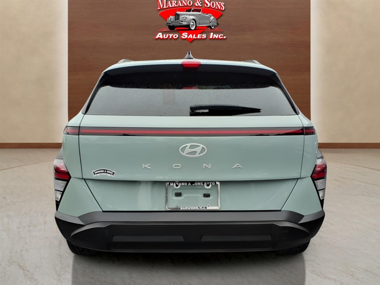 Hyundai Kona SEL FWD 2025
