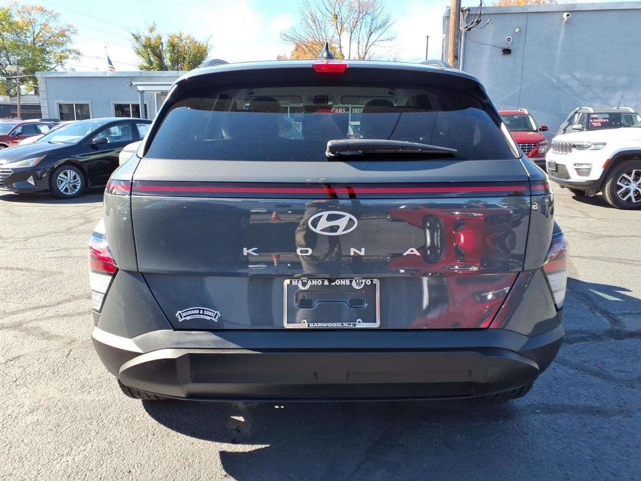 Hyundai Kona SEL FWD 2025