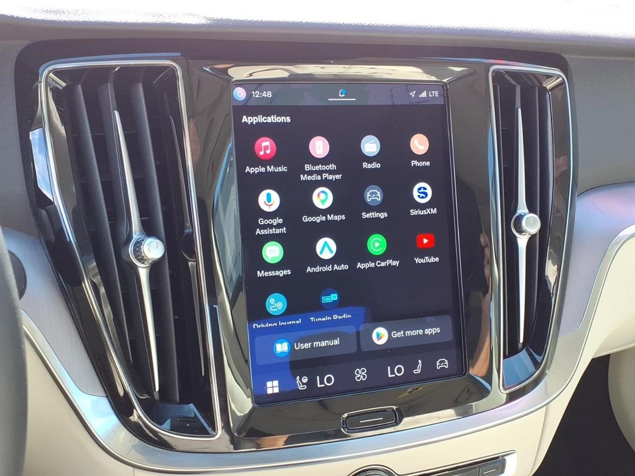 Volvo S60 B5 FWD Core Dark Theme 2024