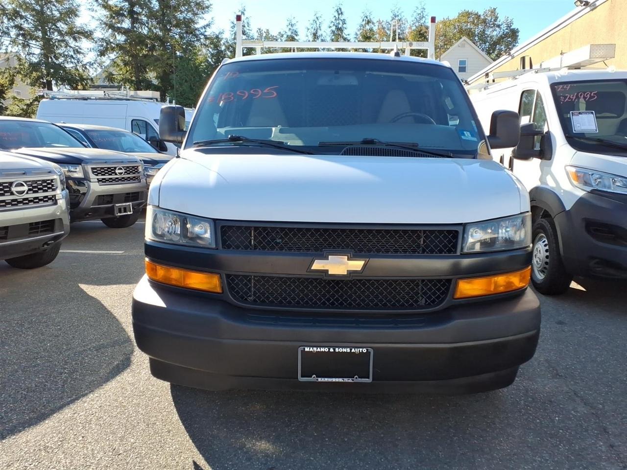 Chevrolet Express Cargo Van RWD 2500 135" 2019