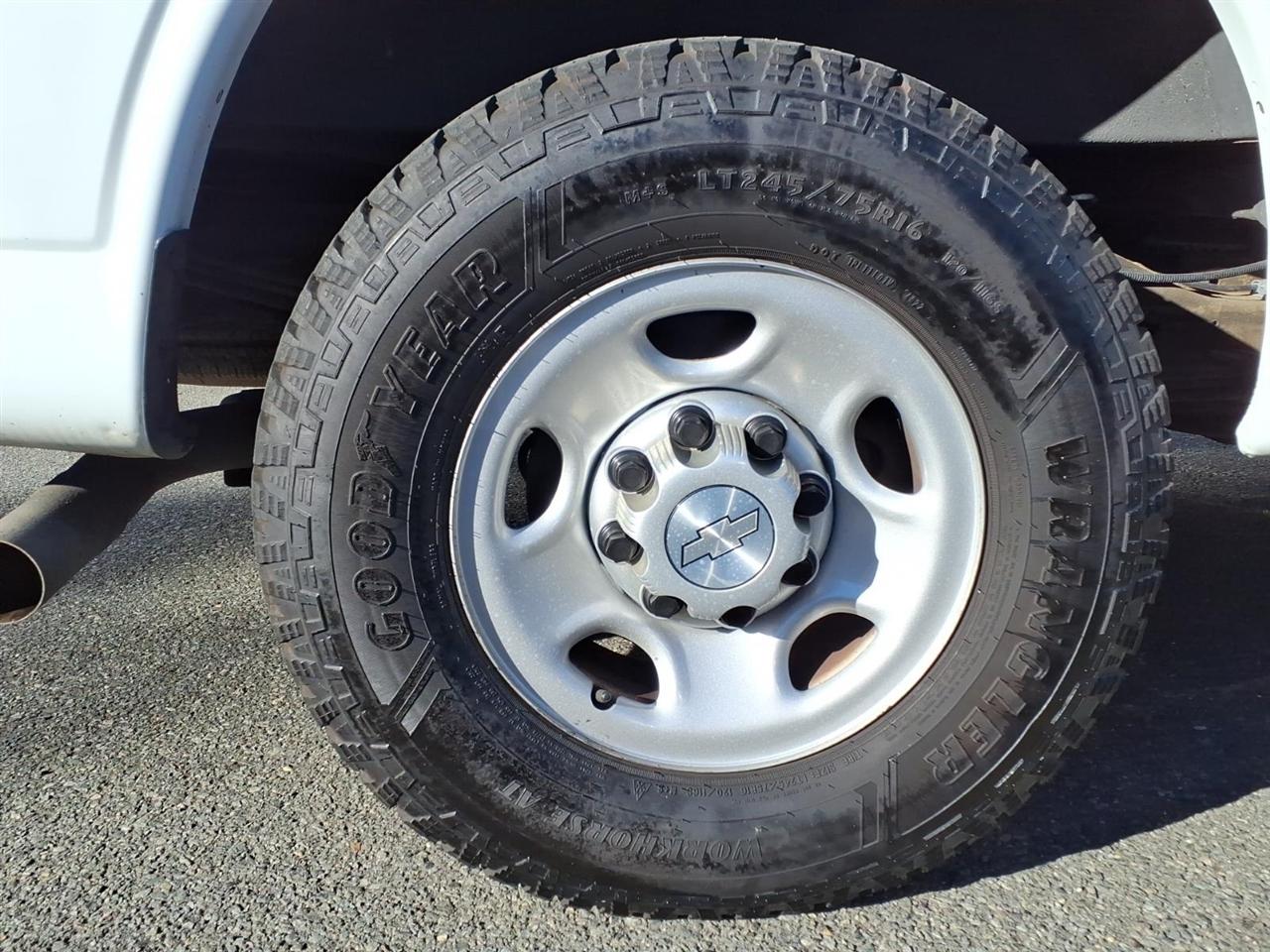 Chevrolet Express Cargo Van RWD 2500 135" 2019
