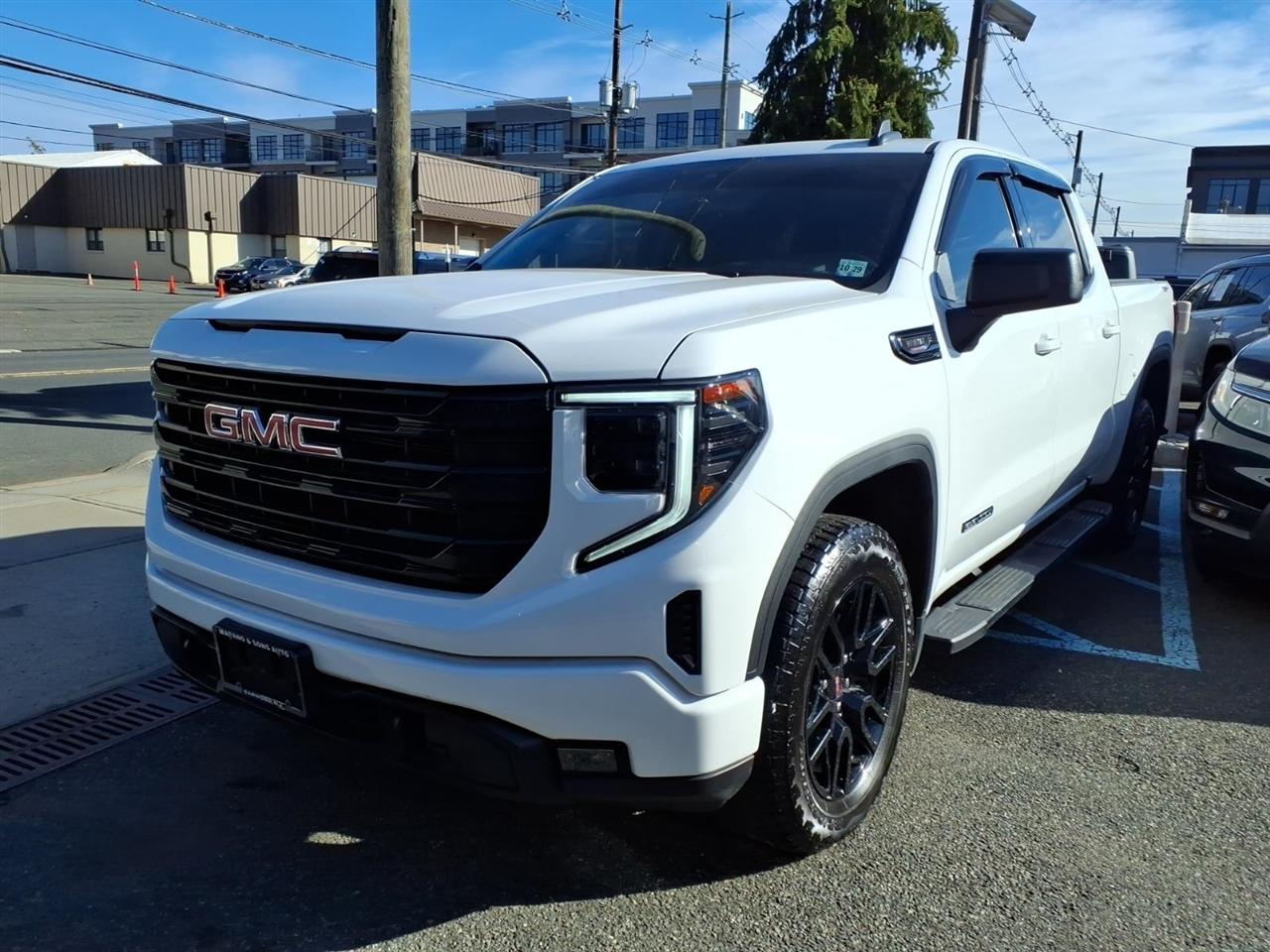 2024 GMC Sierra 1500 4WD Crew Cab 147" Elevation w/3SB