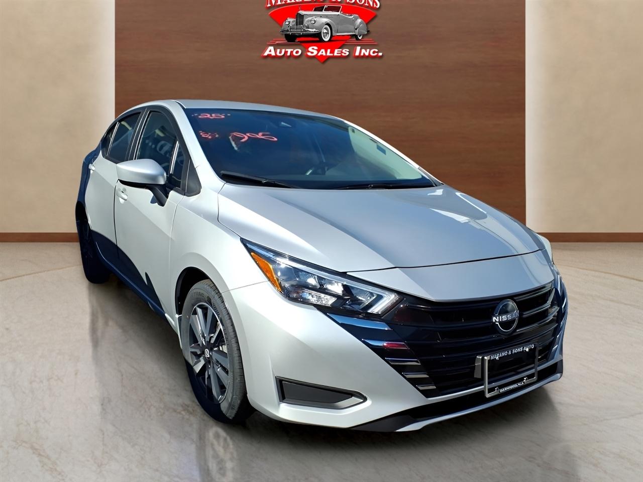 Nissan Versa SV CVT 2025