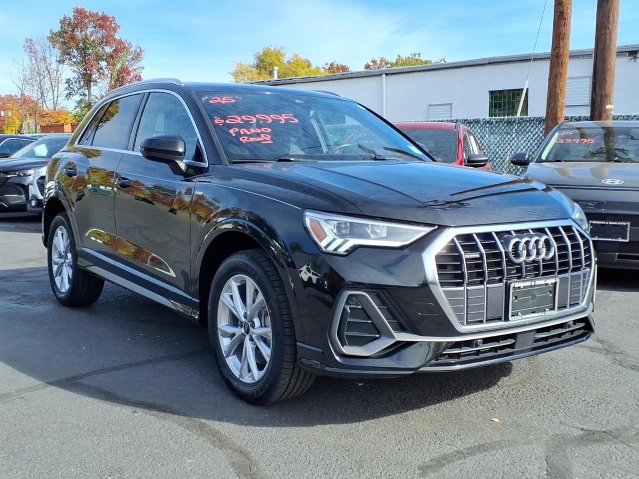 Audi Q3 S line Premium 45 TFSI quattro 2025