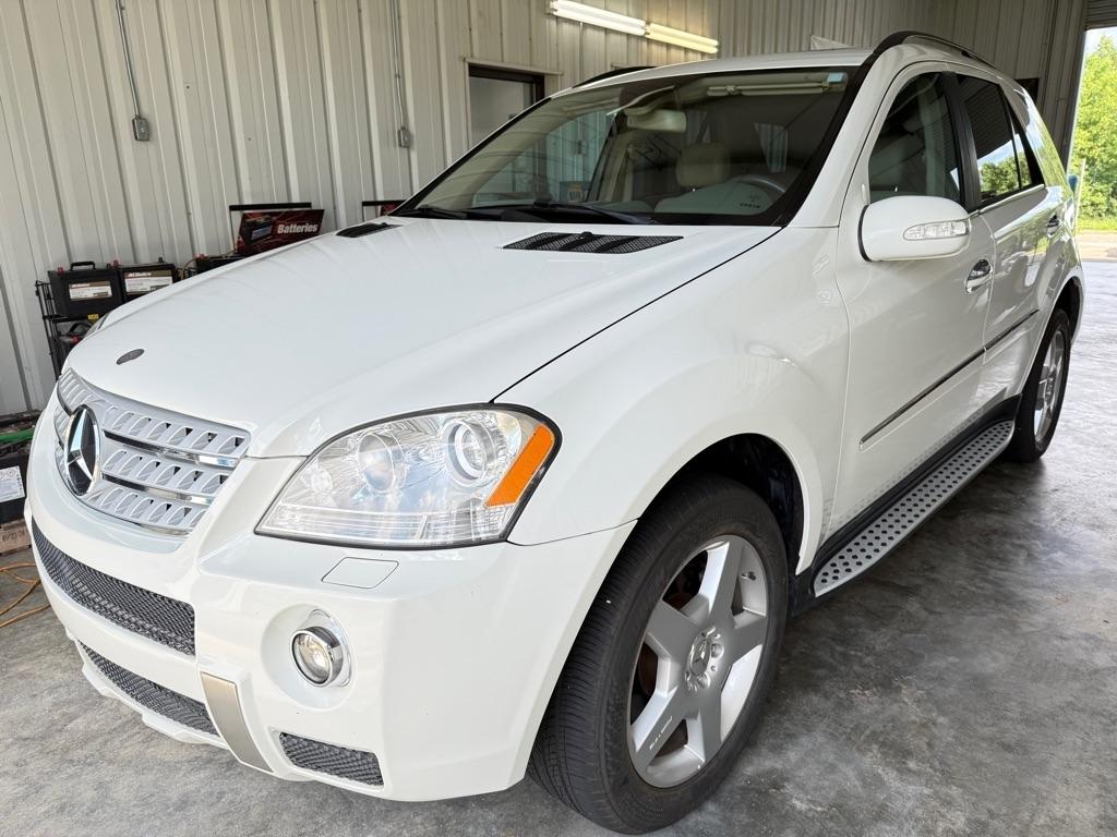 Mercedes-Benz M-Class 4MATIC 4dr 5.5L 2008