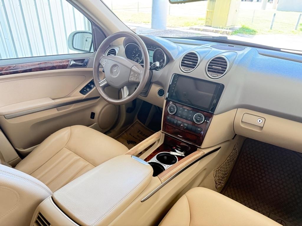 Mercedes-Benz M-Class 4MATIC 4dr 5.5L 2008