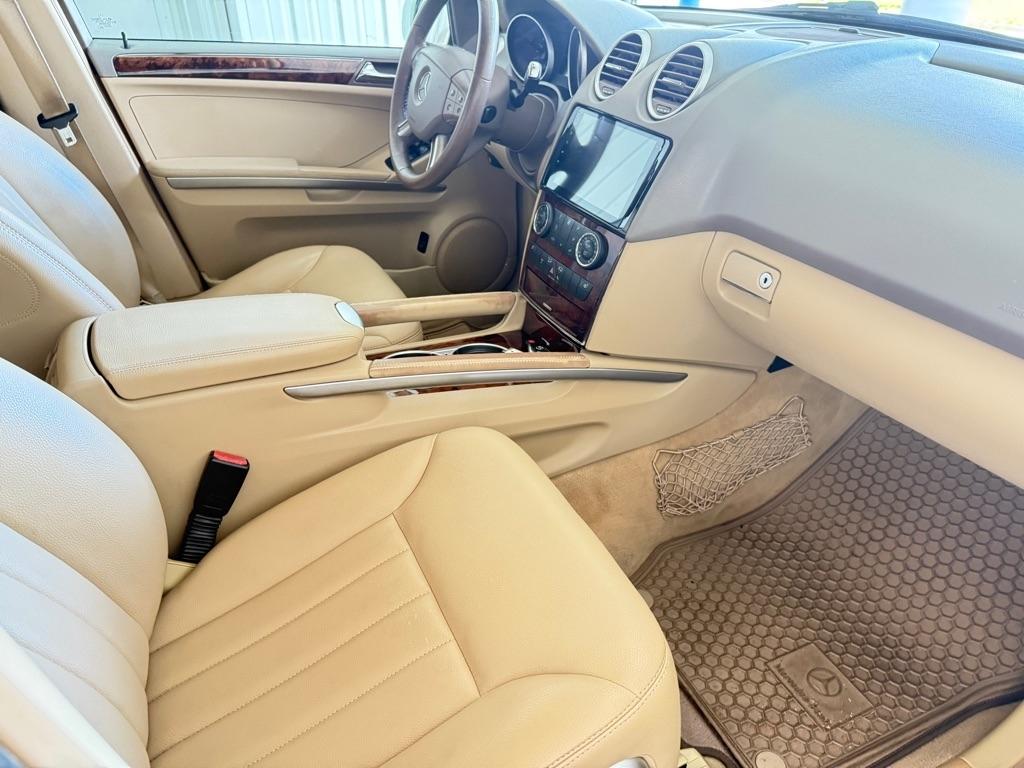 Mercedes-Benz M-Class 4MATIC 4dr 5.5L 2008