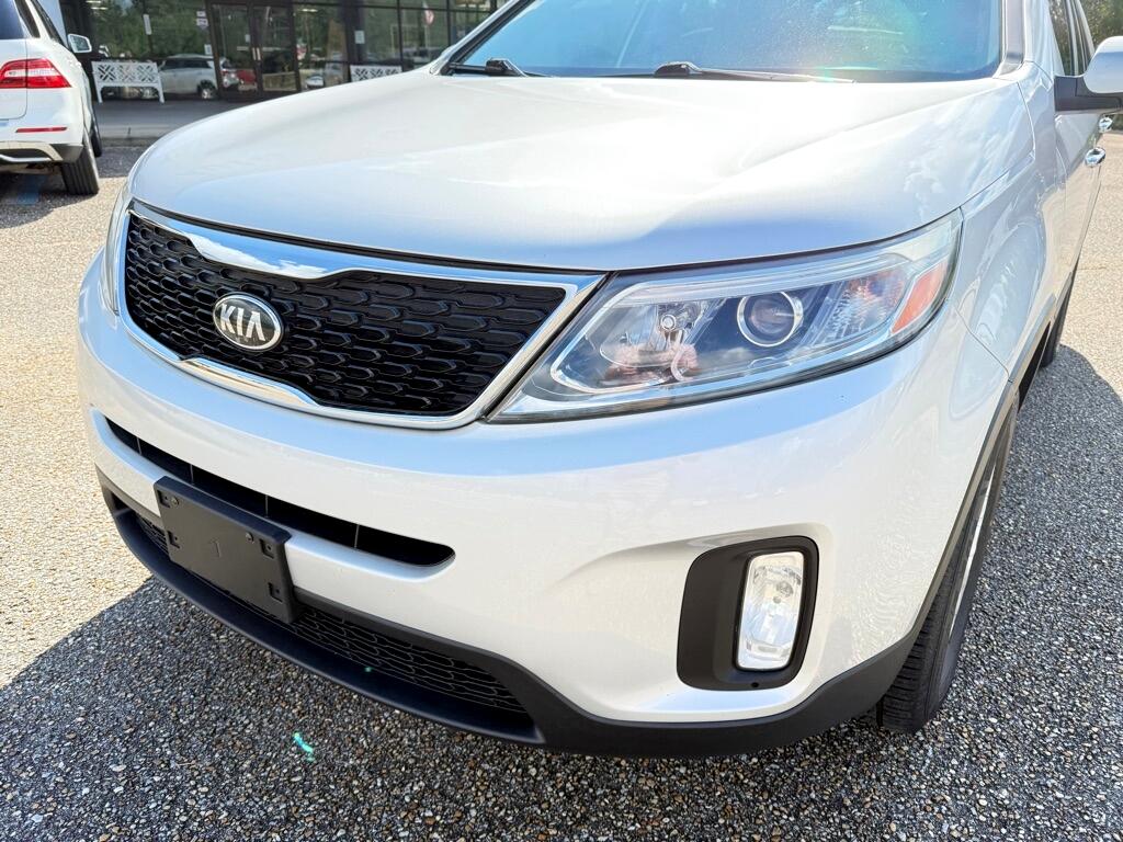 Kia Sorento LX 2WD 2015 Kia Sorento LX 2WD 2015