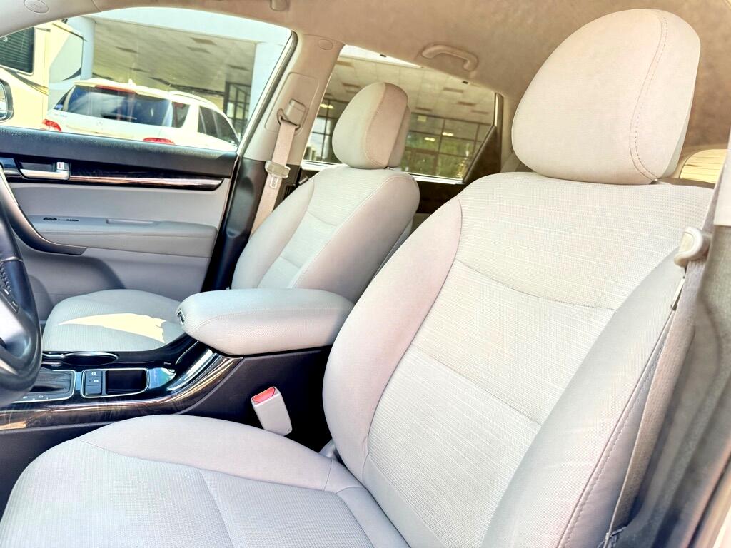 Kia Sorento LX 2WD 2015 Kia Sorento LX 2WD 2015