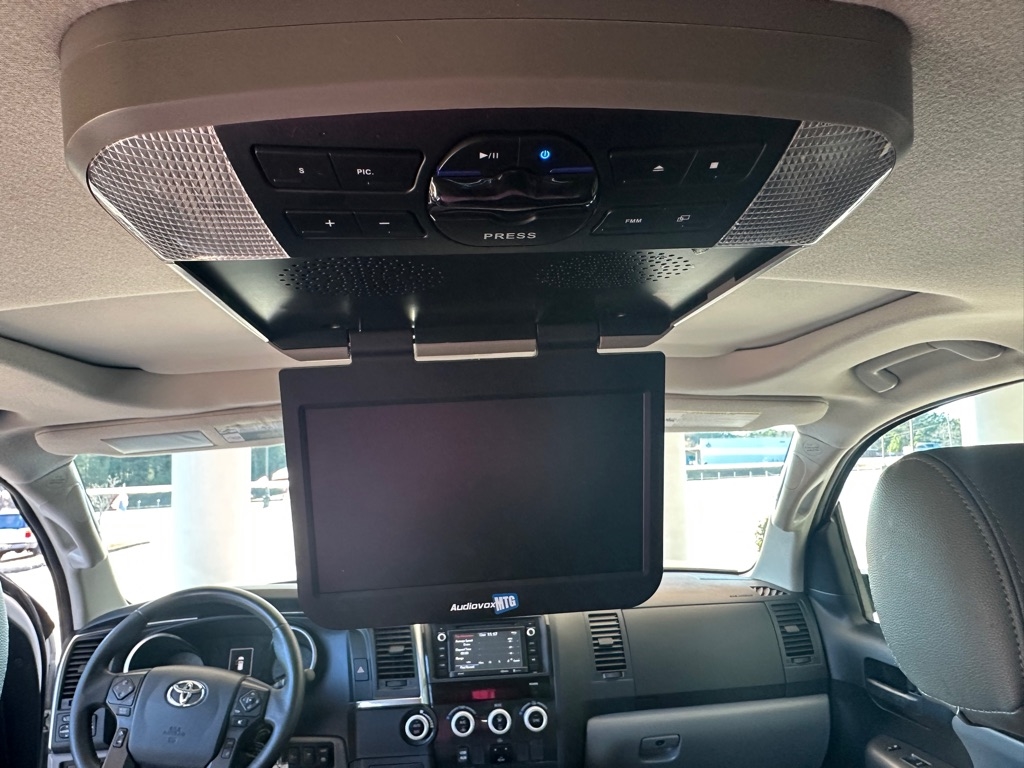 Toyota Sequoia SR5 5.7L 2WD 2019