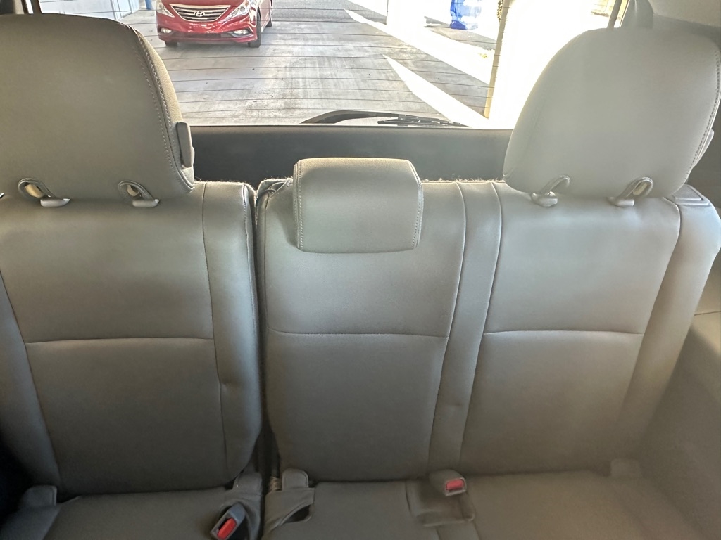 Toyota Sequoia SR5 5.7L 2WD 2019