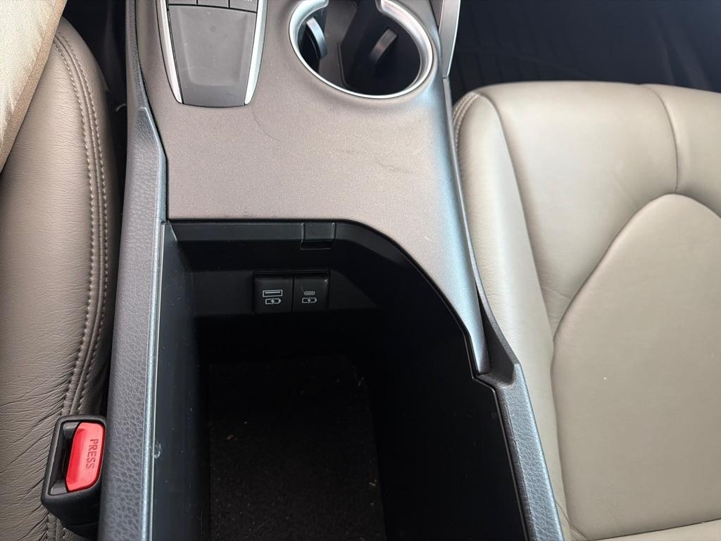 Toyota Camry LE 2022