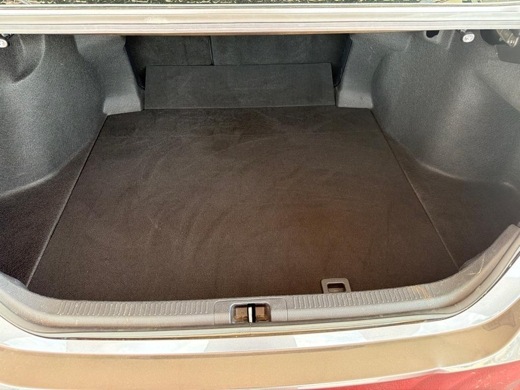 Toyota Camry LE 2022