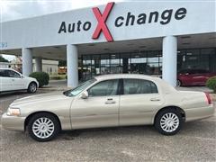 2005 Lincoln Town Car 