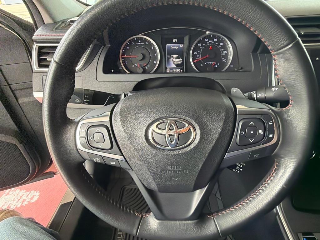 Toyota Camry SE 2017