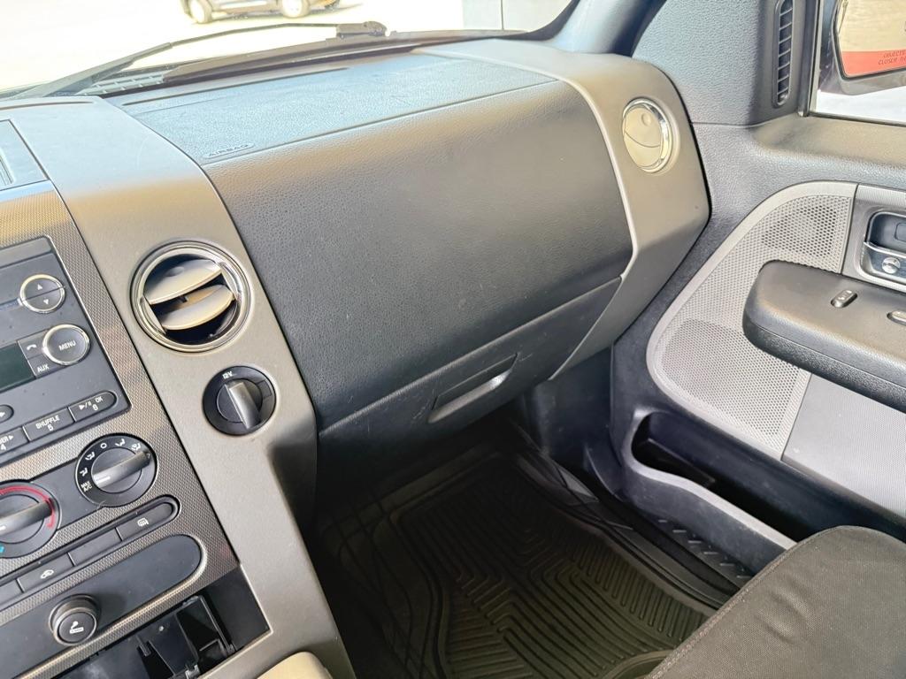 Ford F-150 Lariat SuperCrew 2WD 2008