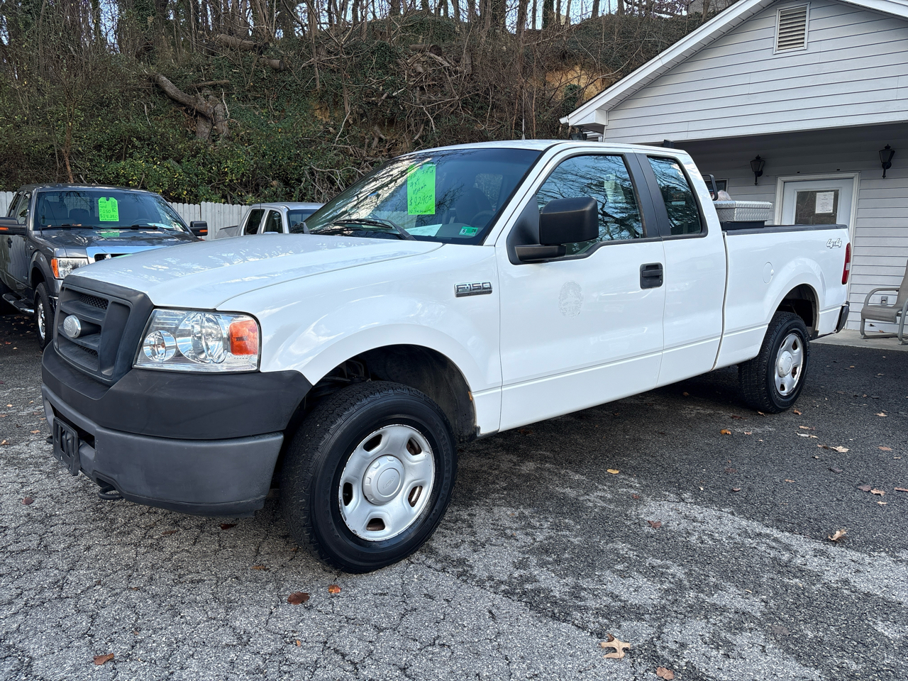 2007 Ford F-150 4WD SuperCab 145" XL