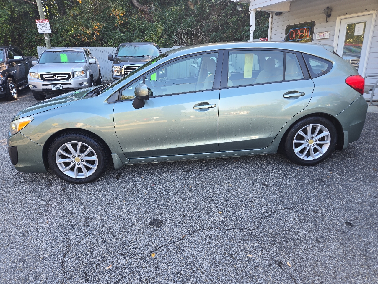 Subaru Impreza Wagon 5dr Man 2.0i Premium 2014 Subaru Impreza Wagon 5dr Man 2.0i Premium 2014