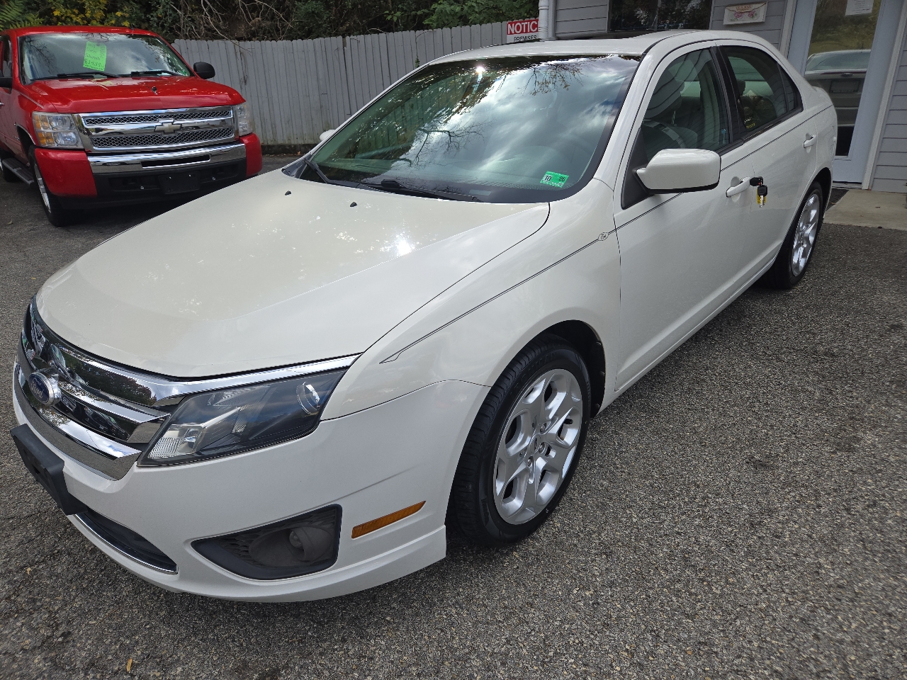 2010 Ford Fusion 4dr Sdn SE FWD