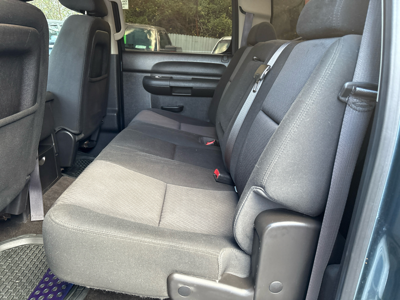 2012 Chevrolet Silverado 1500 LT photo 3