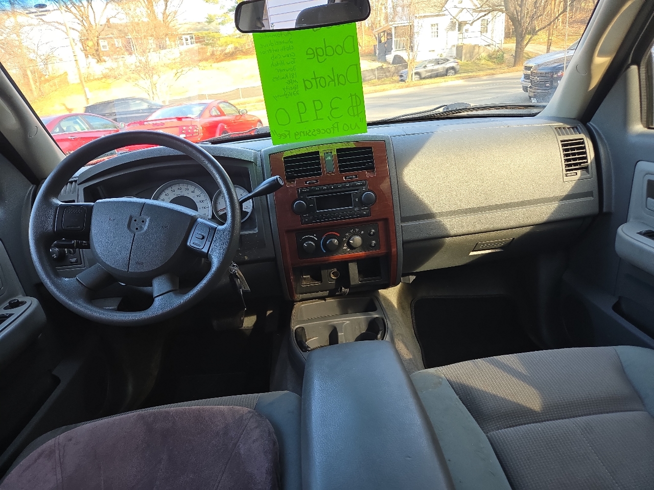 Dodge Dakota 4dr Quad Cab 131" WB SLT 2005