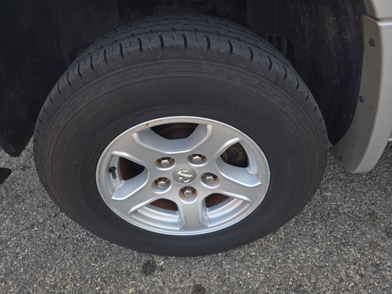 Dodge Dakota 4dr Quad Cab 131" WB SLT 2005