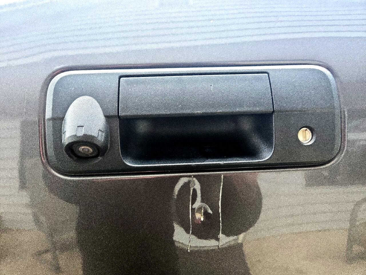 Toyota Tundra 4WD Truck Double Cab 5.7L V8 6-Spd AT (Natl) 2012