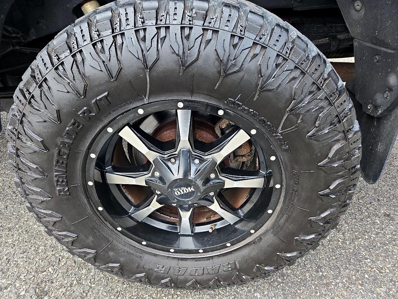 Toyota Tundra 4WD Truck Double Cab 5.7L V8 6-Spd AT (Natl) 2012