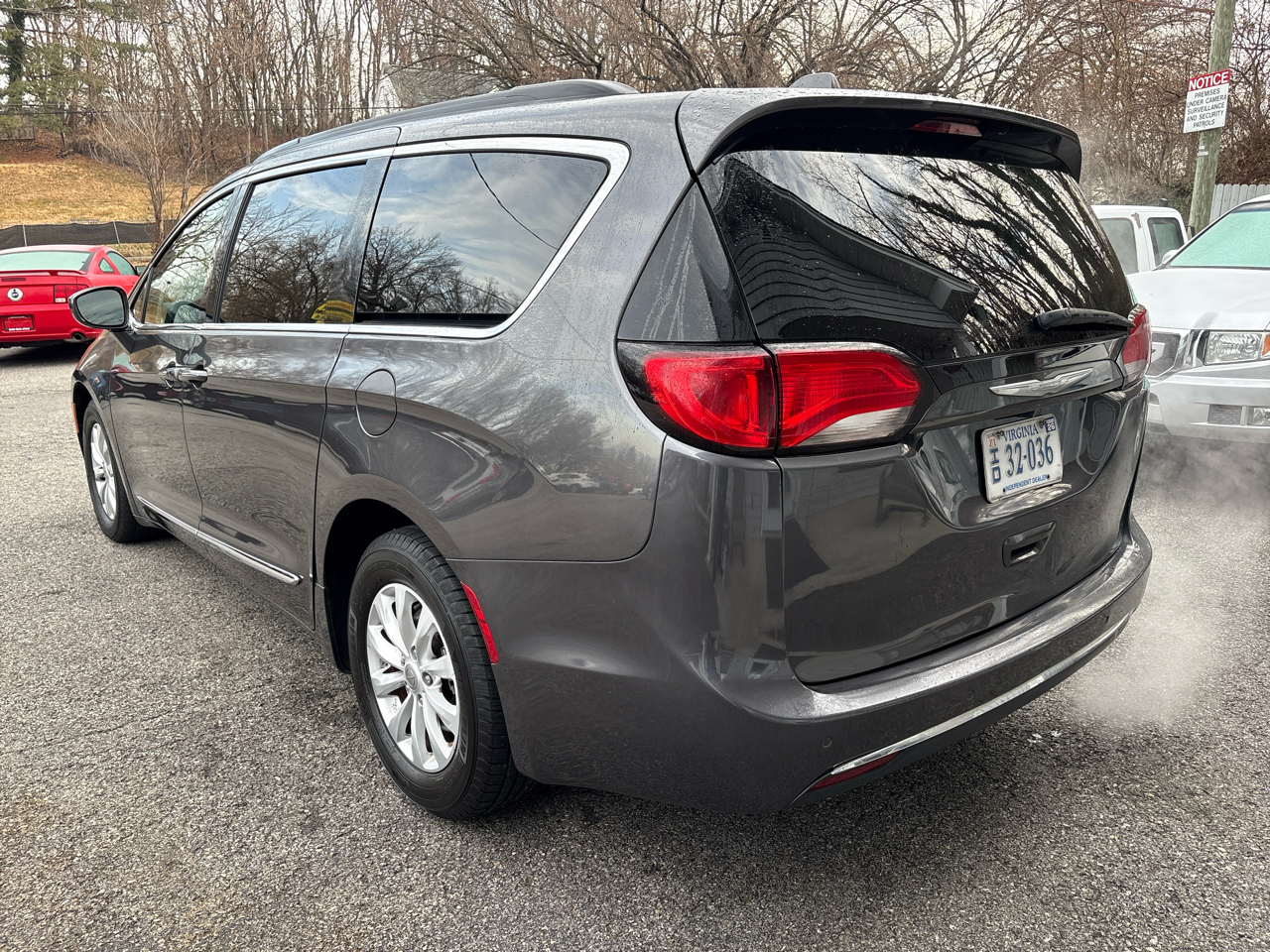 Chrysler Pacifica Touring-L FWD 2017