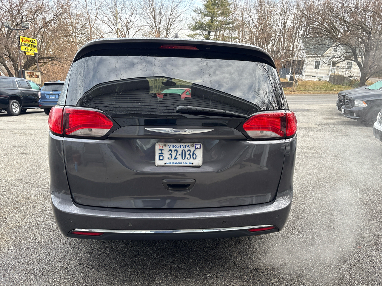 Chrysler Pacifica Touring-L FWD 2017