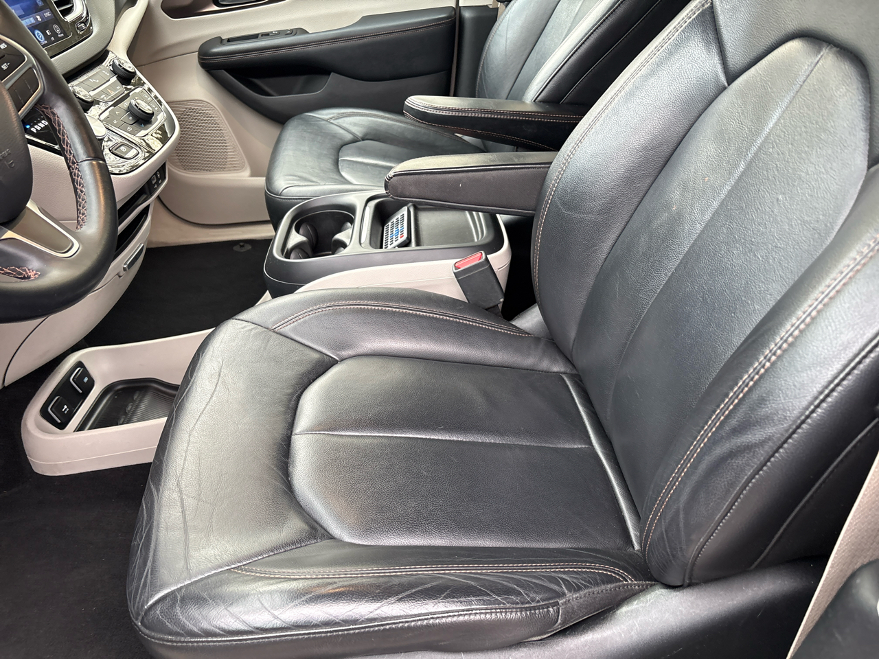 Chrysler Pacifica Touring-L FWD 2017