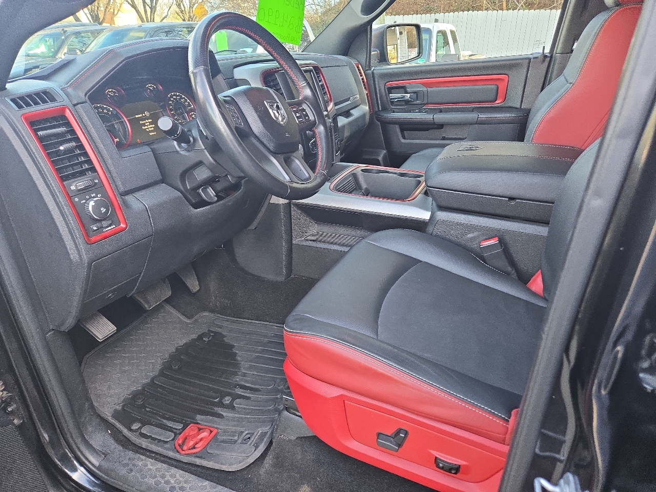 RAM 1500 Rebel 4x4 Crew Cab 5'7" Box 2017