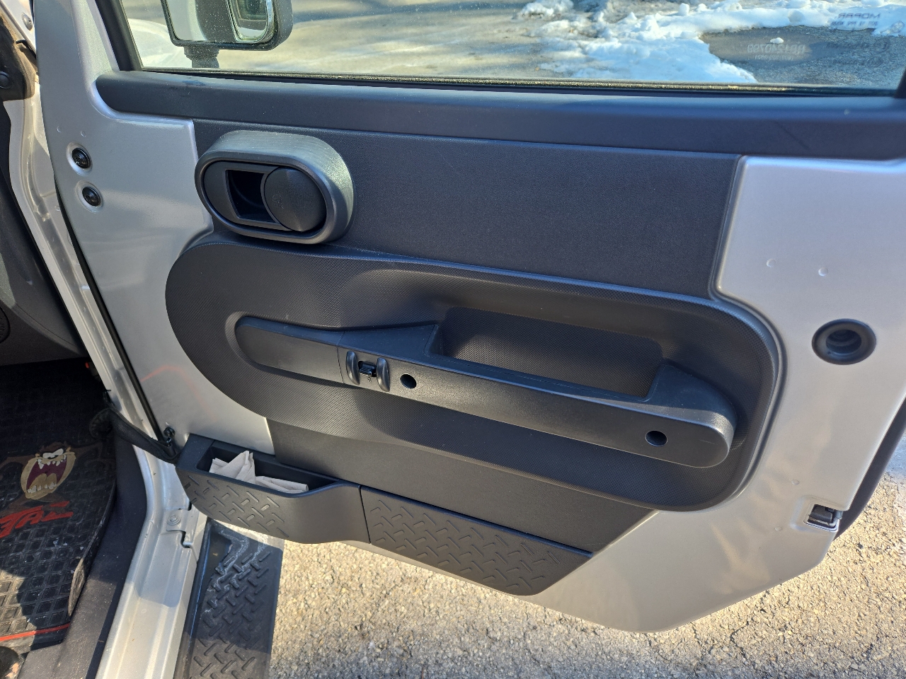 Jeep Wrangler 4WD 2dr Sahara 2009