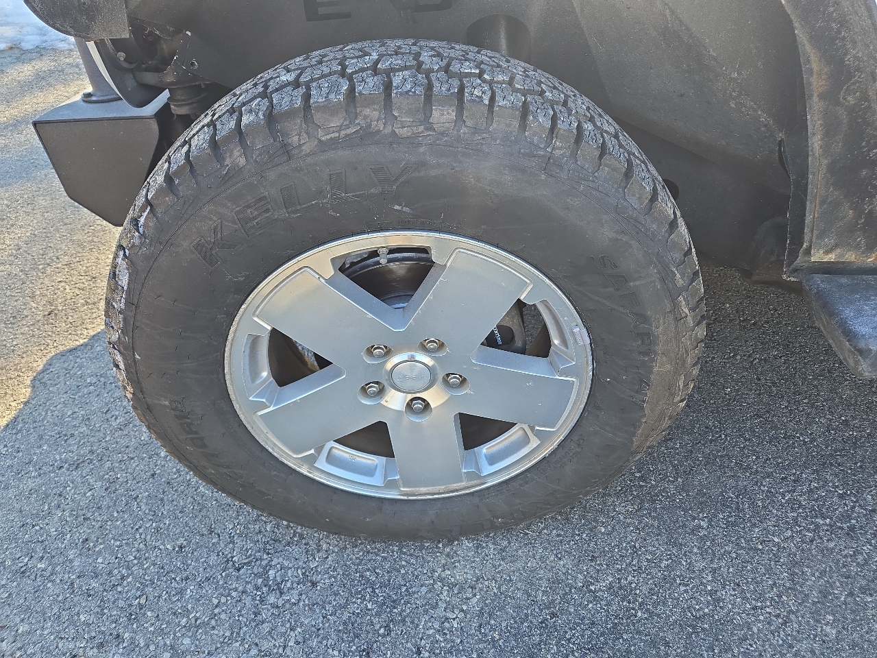 Jeep Wrangler 4WD 2dr Sahara 2009