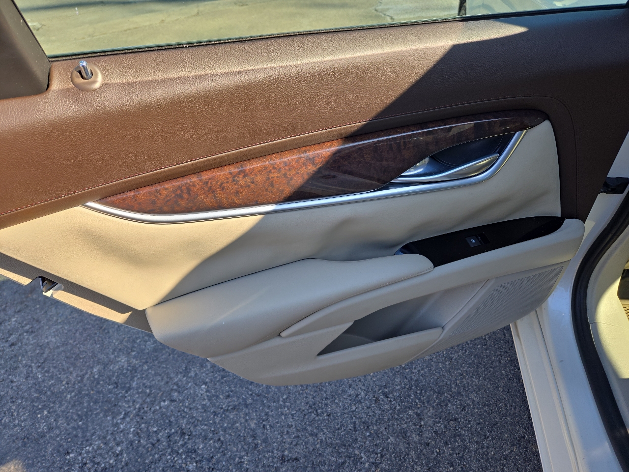 Cadillac XTS 4dr Sdn Luxury FWD 2015