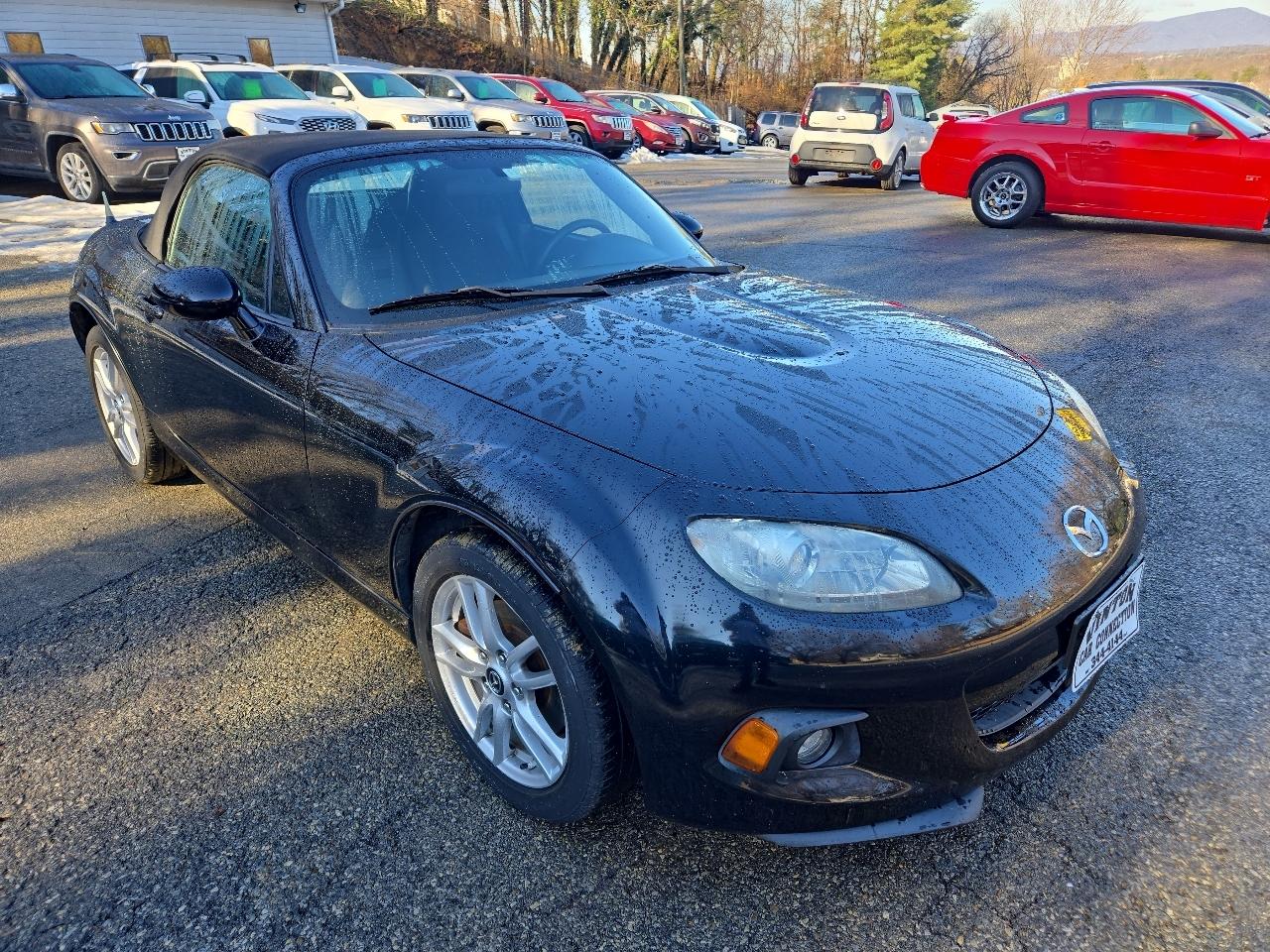 Mazda MX-5 Miata 2dr Conv Auto Sport 2014