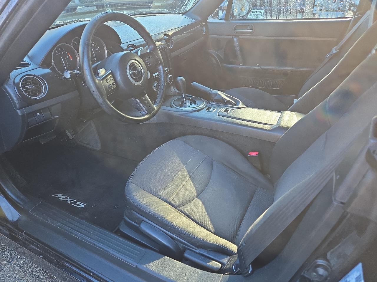 Mazda MX-5 Miata 2dr Conv Auto Sport 2014