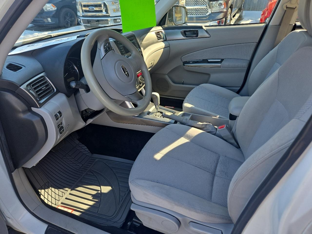 Subaru Forester 4dr Auto 2.5X 2012