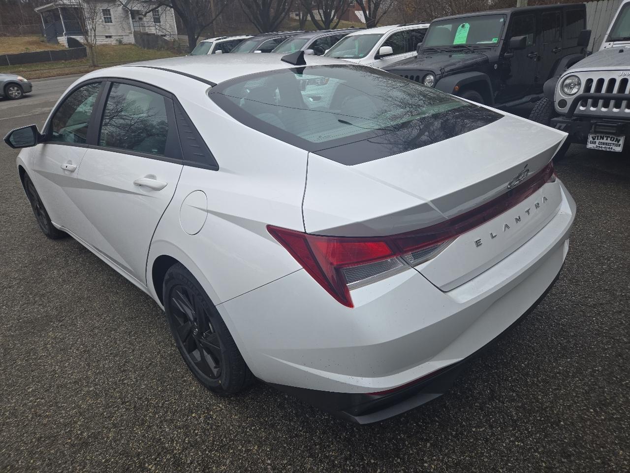 Hyundai Elantra SEL IVT 2022