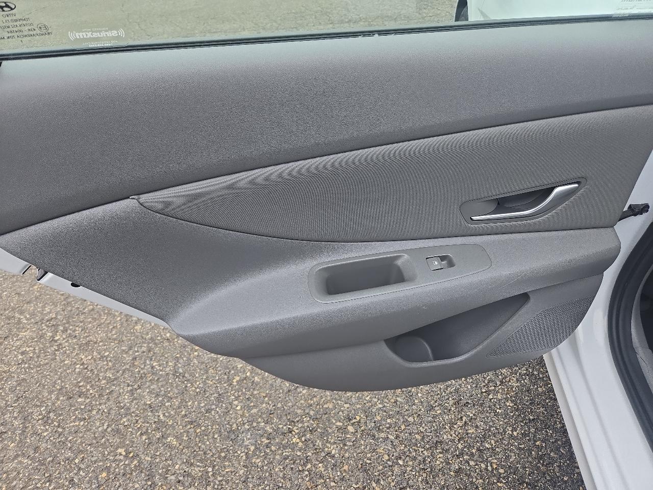 Hyundai Elantra SEL IVT 2022