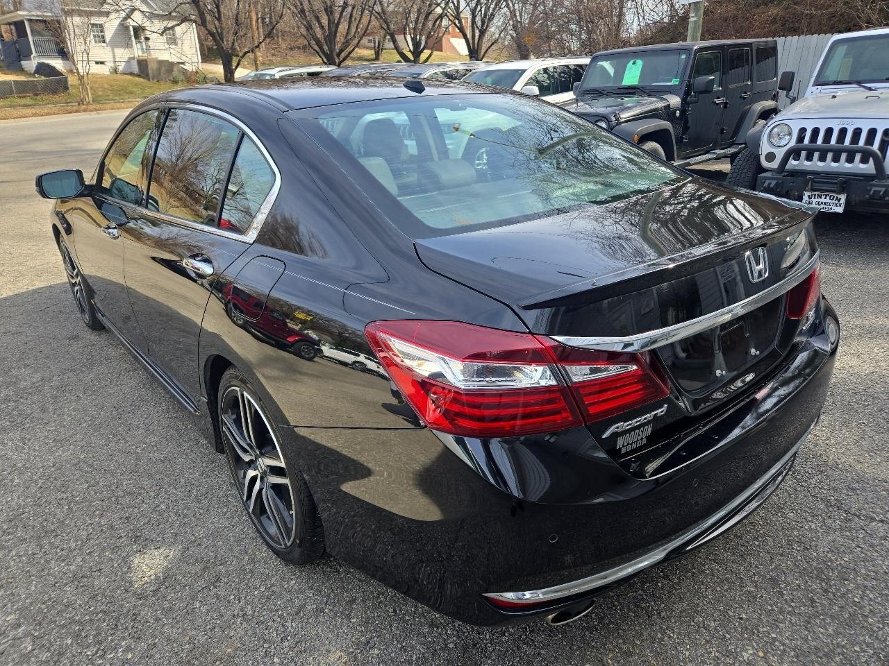 Honda Accord Sedan Touring Auto 2017