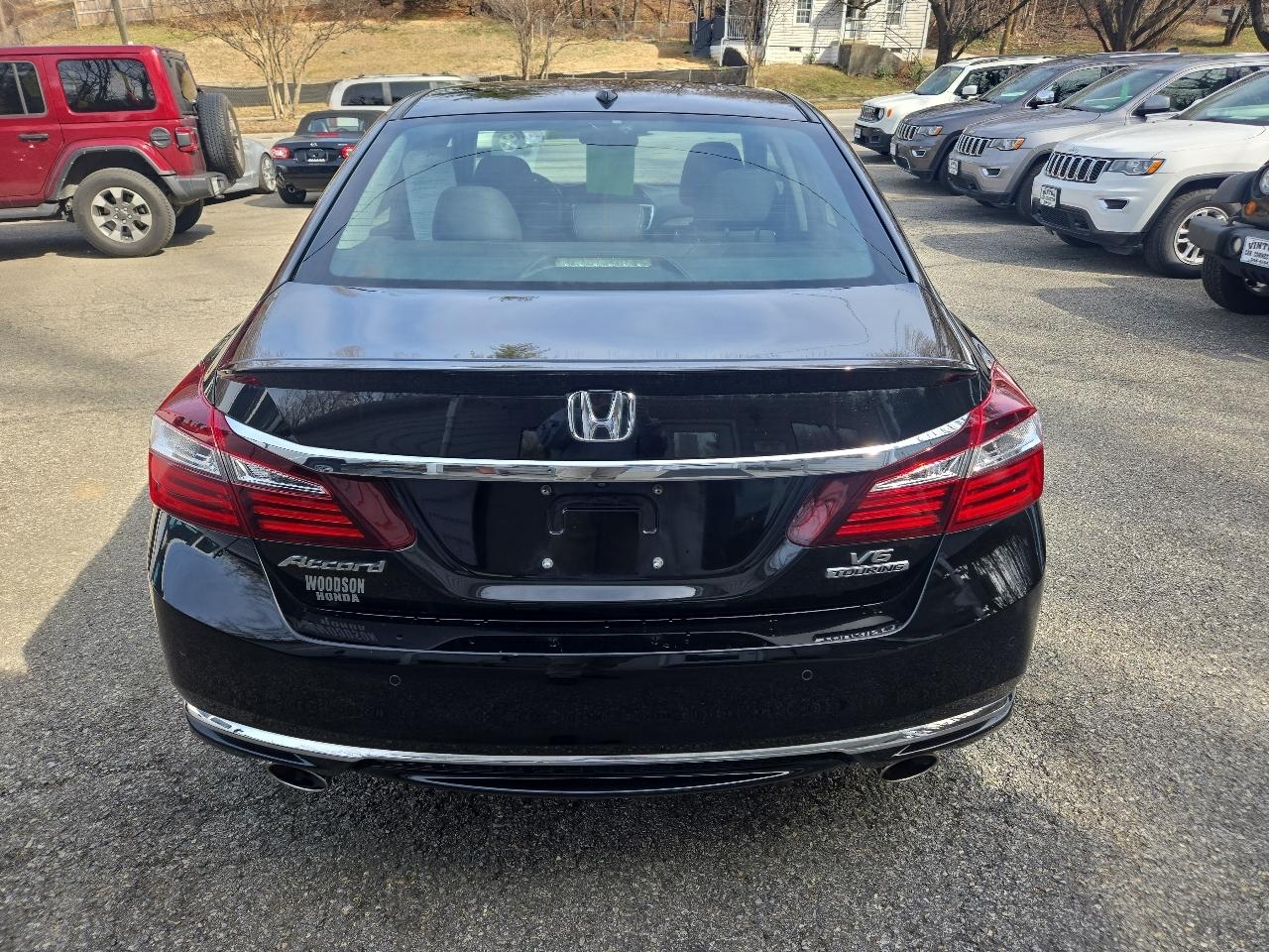Honda Accord Sedan Touring Auto 2017