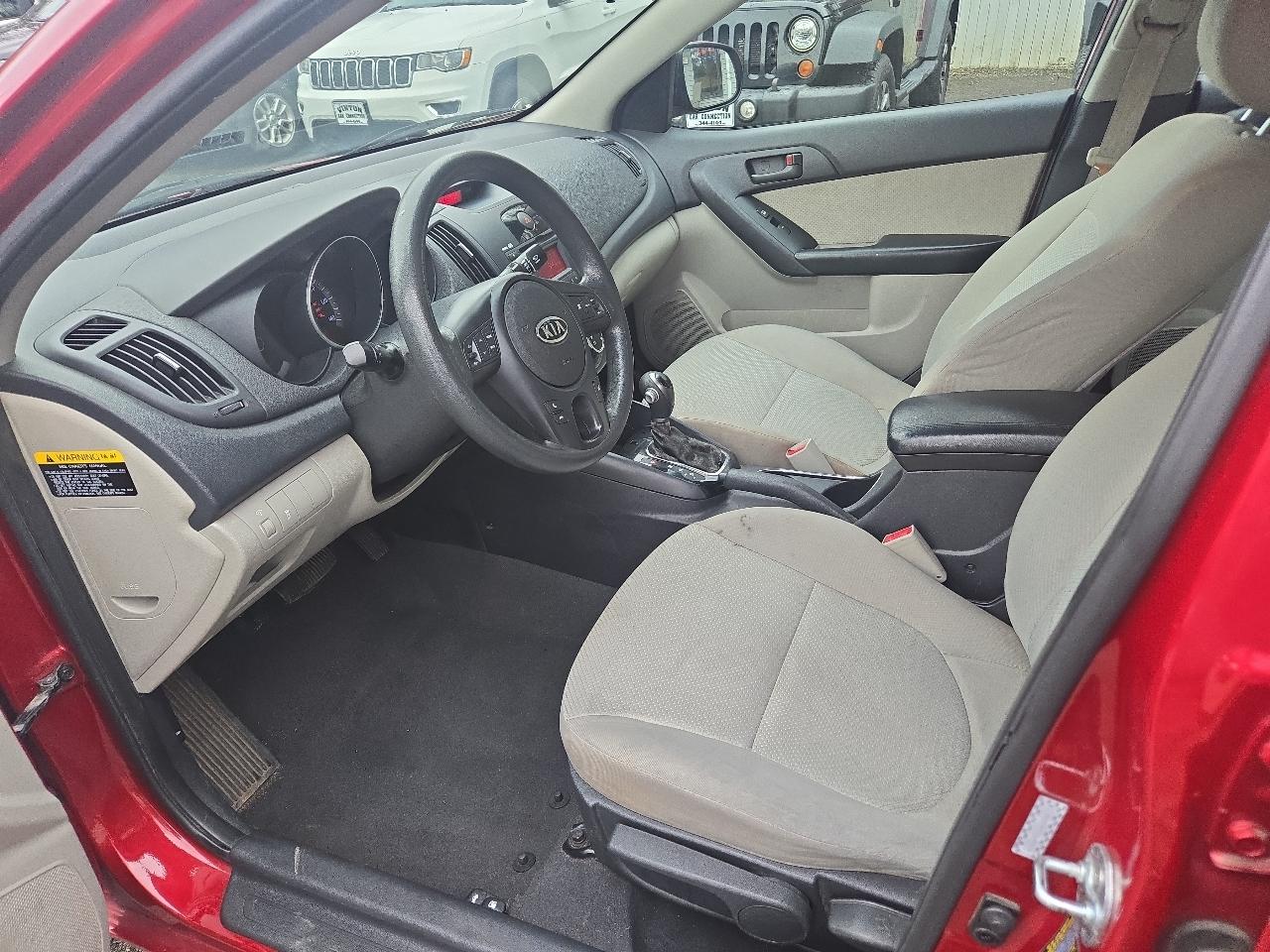 Kia Forte 4dr Sdn Auto EX 2011