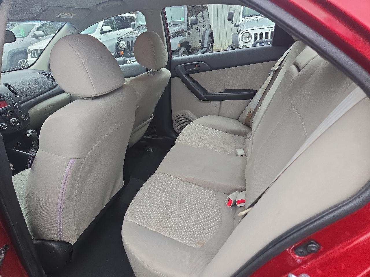 Kia Forte 4dr Sdn Auto EX 2011