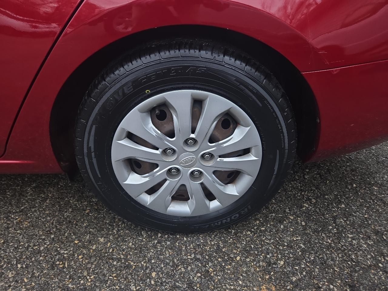 Kia Forte 4dr Sdn Auto EX 2011