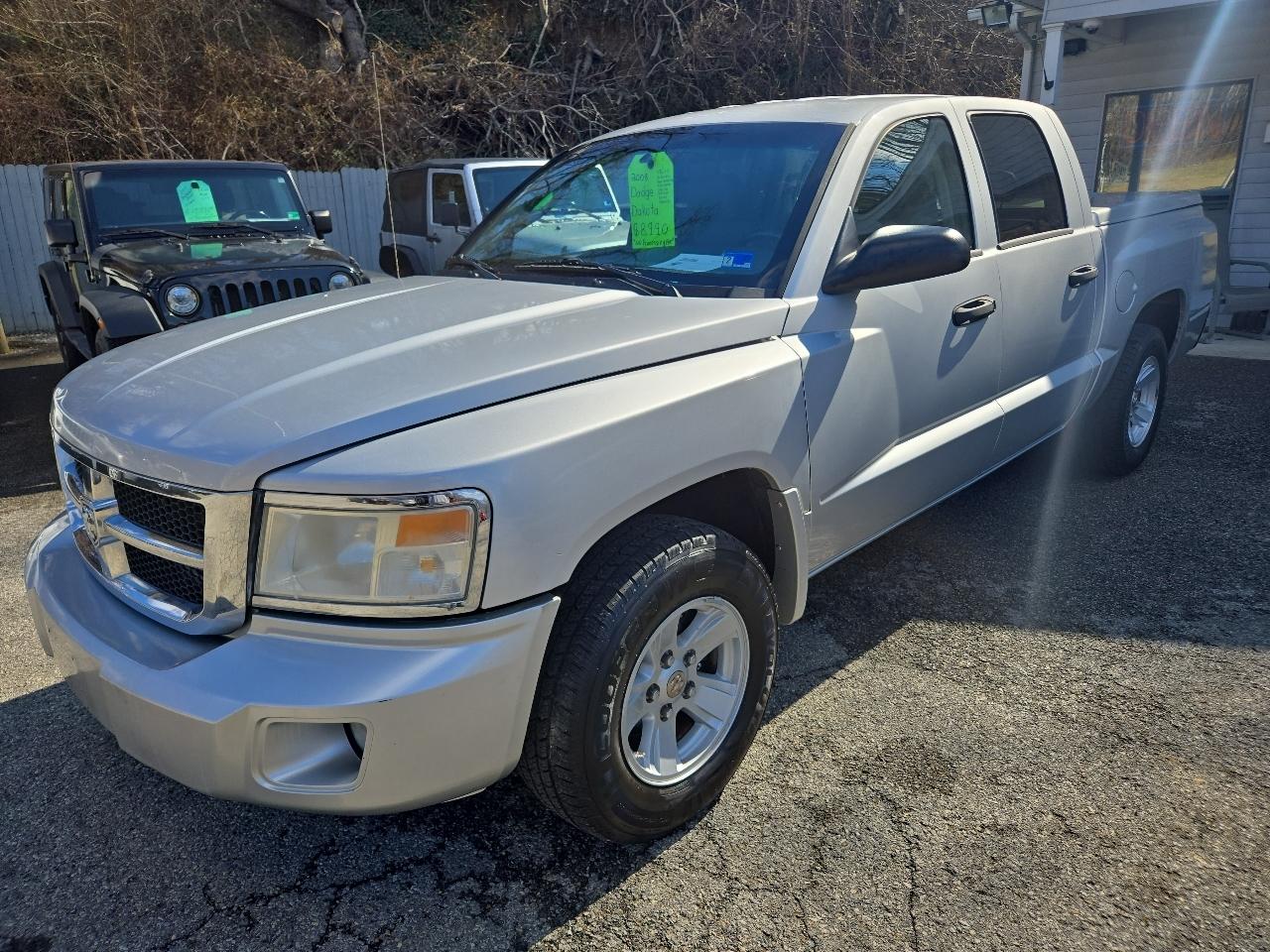 2008 Dodge Dakota 2WD Crew Cab SLT