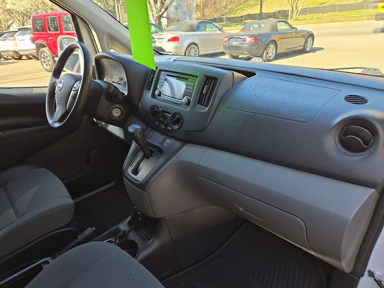 Nissan NV200 Compact Cargo I4 SV 2019